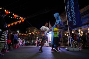 BIB: 
                            <button type="button" onclick="openModal(21794036)" class="btn btn-primary btn-sm float-right btn-popup" data-toggle="modal" data-target=".modal-high-quality">
                        <i class="fas fa-shopping-cart"></i> Add to Cart
                    </button>
                                            <button type="button" onclick="isThisMe(21794036, true)" class="btn btn-success btn-sm float-right btn-popup btn-isme hidden" data-toggle="tooltip" data-placement="bottom" title="นี่คือรูปของคุณใช่ไหม คลิกที่นี่เพื่อเอาเข้าอัลบั้ม">
                        <i class="fas fa-plus"></i> Add to album
                    </button>
                    <button type="button" onclick="isThisMe(21794036, false)" class="btn btn-warning btn-sm float-right btn-popup btn-isnotme hidden">
                        <i class="fas fa-ban"></i> Remove from album
                    </button>